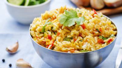 Arroz con verduras y ajoblanco de manzana