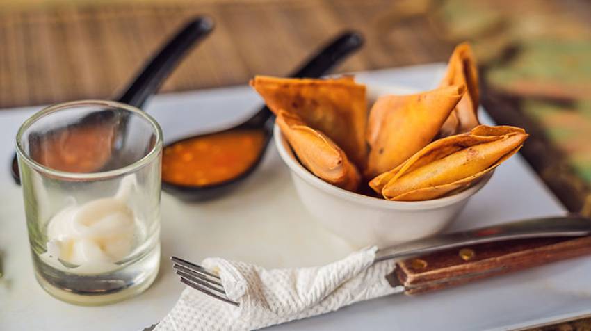 Empanadillas chinas de verduras con brotes de soja