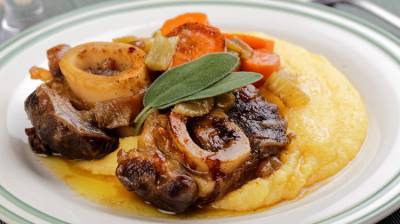 Ossobuco sobre crema castellana