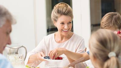 Abuelos, defensores de la alimentación sana