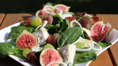 Ensalada de higos frescos con jamón ibérico